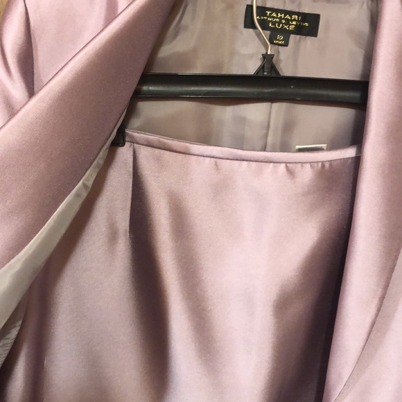 Tahari  Luxe/ purple skirt  suit - Picture 5 of 13
